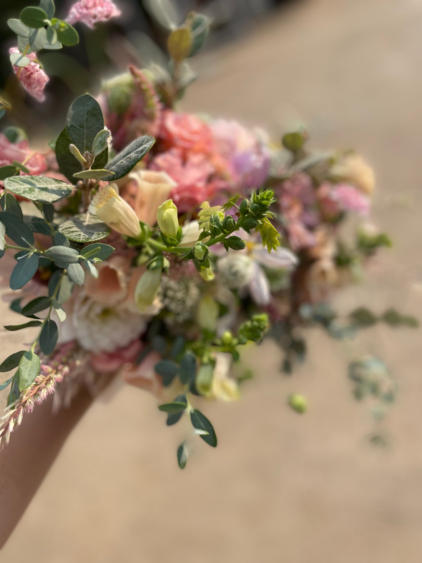 Farmers pick Bridal Bouquet, size Grande (March-September)